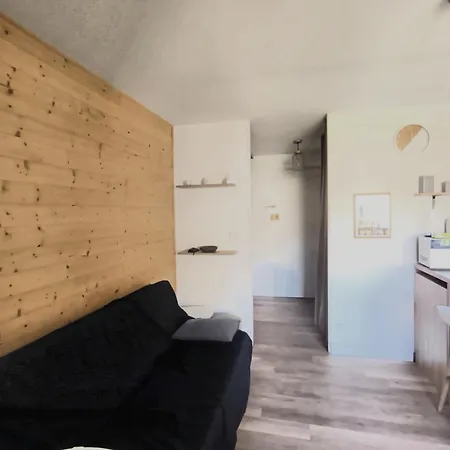 Appartamento With Balcony 800 Meters From The Sea *