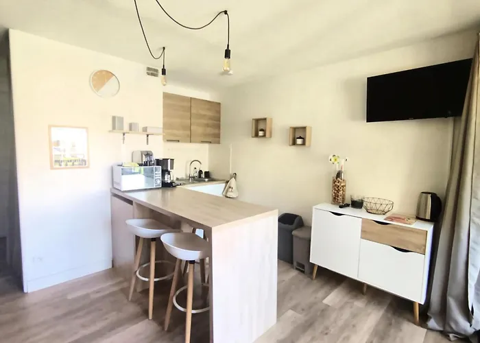 Lejlighed With Balcony 800 Meters From The Sea